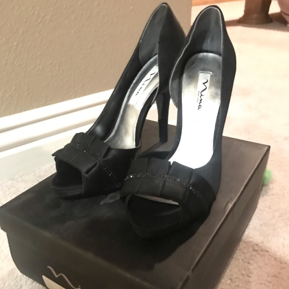 Satin Black Formal ladies punps